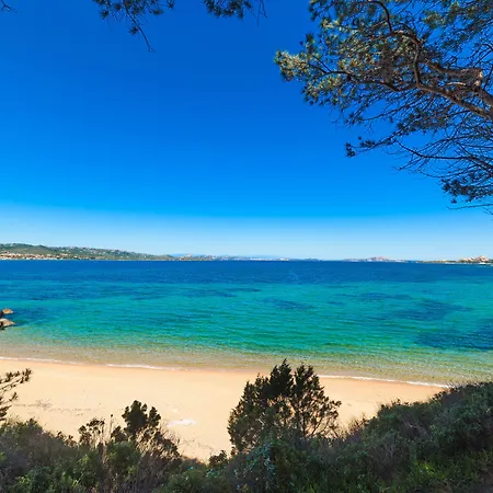 Апарт-отель Ea Bianca 4*