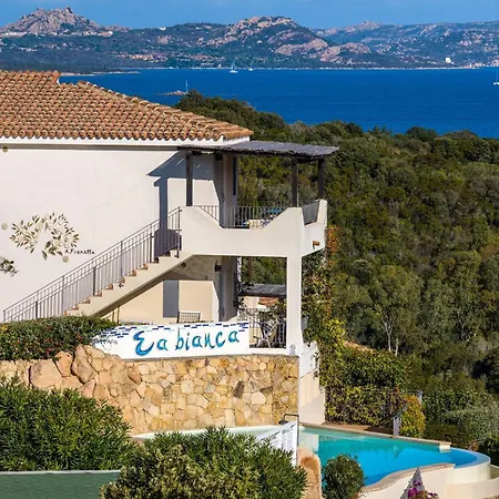 Ea Bianca 4* Baja Sardinia