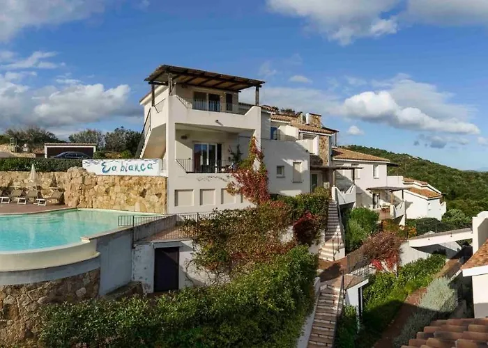 Ea Bianca Aparthotel Baja Sardinia
