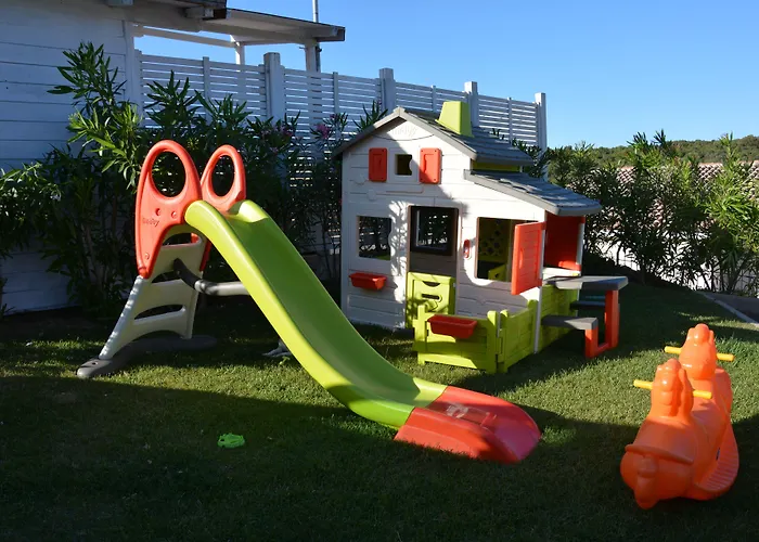 Ea Bianca Aparthotel 4*