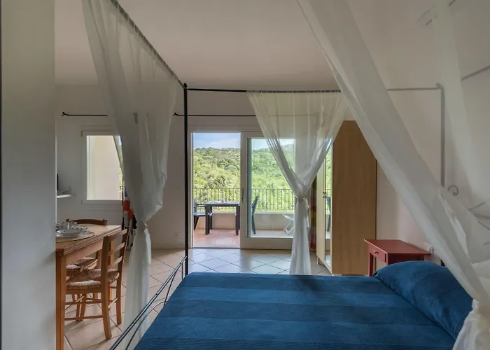 Aparthotel Ea Bianca Baja Sardinia