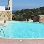Ea Bianca 4*