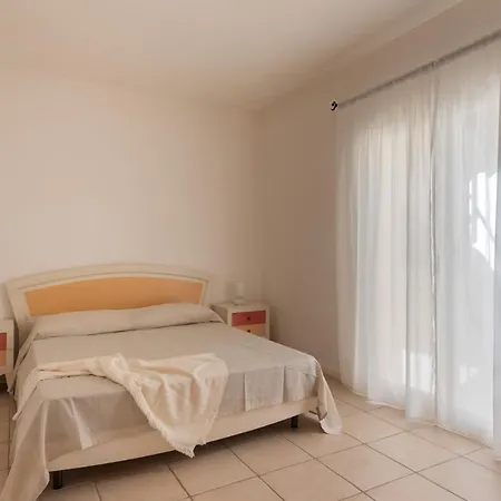 Ea Bianca 4* Baja Sardinya