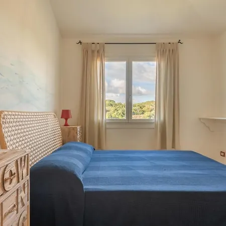 Ea Bianca Hotel apartamentowy 4*