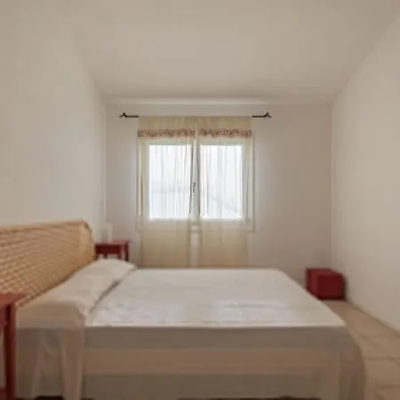 Ea Bianca Aparthotel 4*