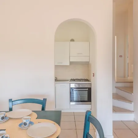 Ea Bianca Hotel apartamentowy Baja Sardinia