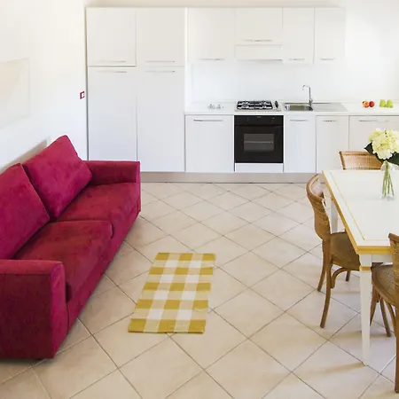 Ea Bianca Hotel apartamentowy Baja Sardinia