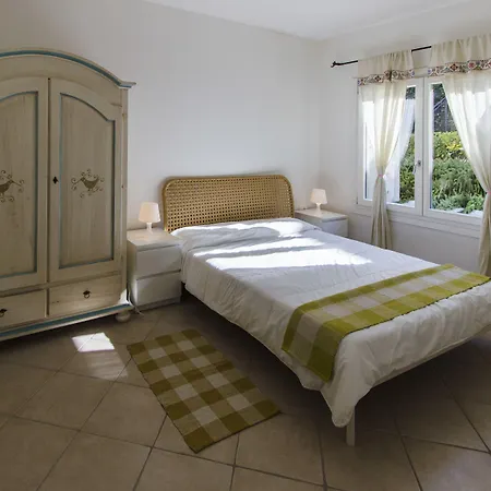 Hotel apartamentowy Ea Bianca Baja Sardinia