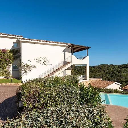 Ea Bianca Lägenhetshotell Baja Sardinia