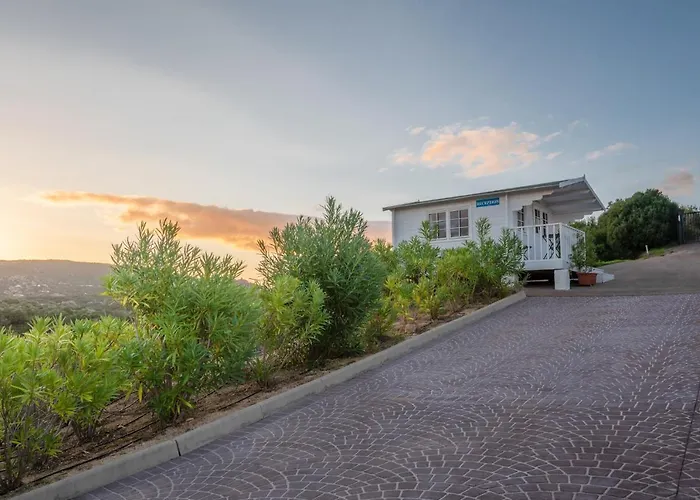 Ea Bianca Aparthotel 4*