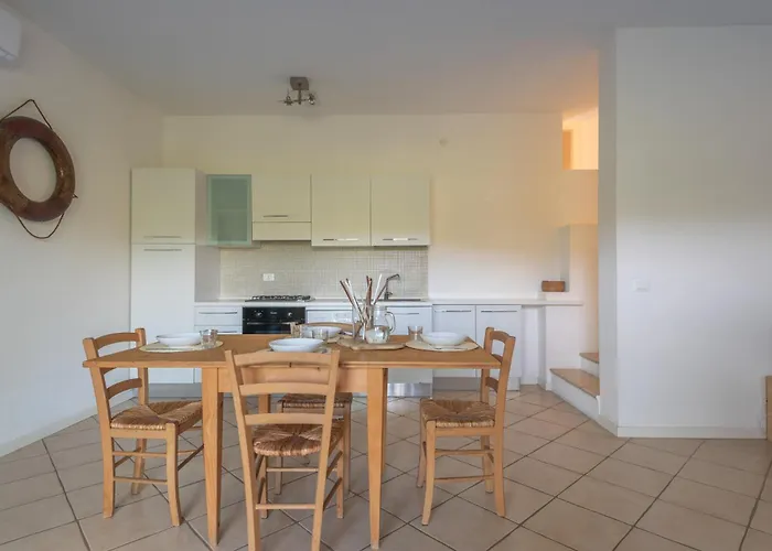 Ea Bianca Aparthotel