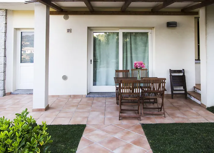 Aparthotel Ea Bianca 4*