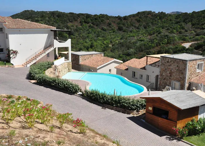 Ea Bianca Aparthotel