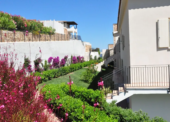 Ea Bianca Aparthotel