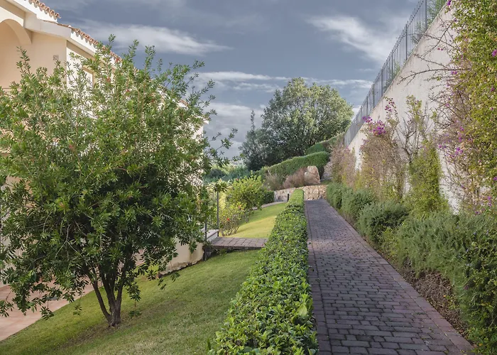 Aparthotel Ea Bianca Baja Sardinia