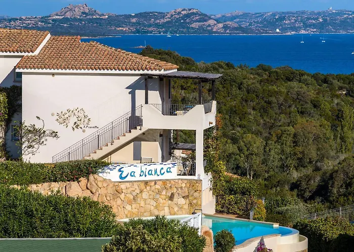 Ea Bianca 4* Baja Sardinia